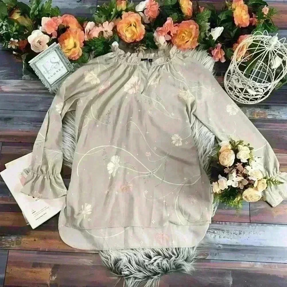 Kaari Blue Whimsical Long Sleeve Ruffle Flowy Tunic, XL - Picture 5 of 9